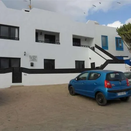 La Caleta Sleeps 2 Wifi Apartman *