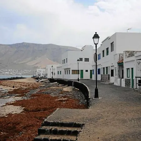 La Caleta Sleeps 2 Wifi Apartman *